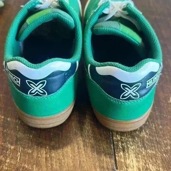 Munich | G3 Kid Profit 160 Indoor Soccer Shoes, Green - Picture 6 of 9